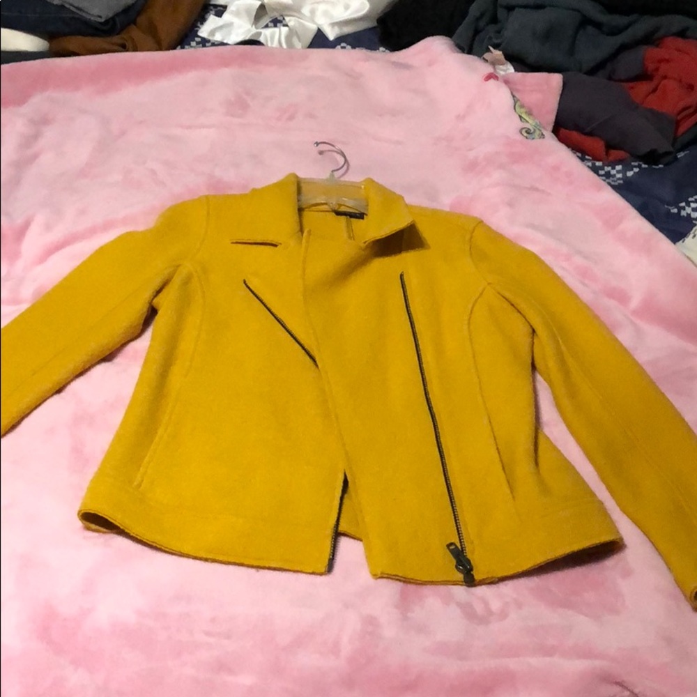 Tehari yellow mustard  jacket